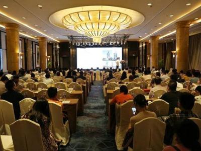 斬獲三大獎項：晨光涂料出席2018上?；═OP10品牌榜發(fā)布盛會(huì )
